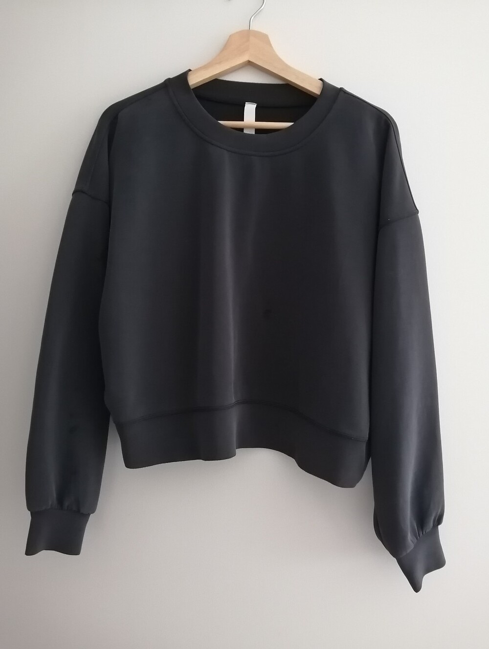 Lululemon Softstreme Perfectly Oversized Cropped Crew Pullover Sweater Black 8 - Picture 15 of 16